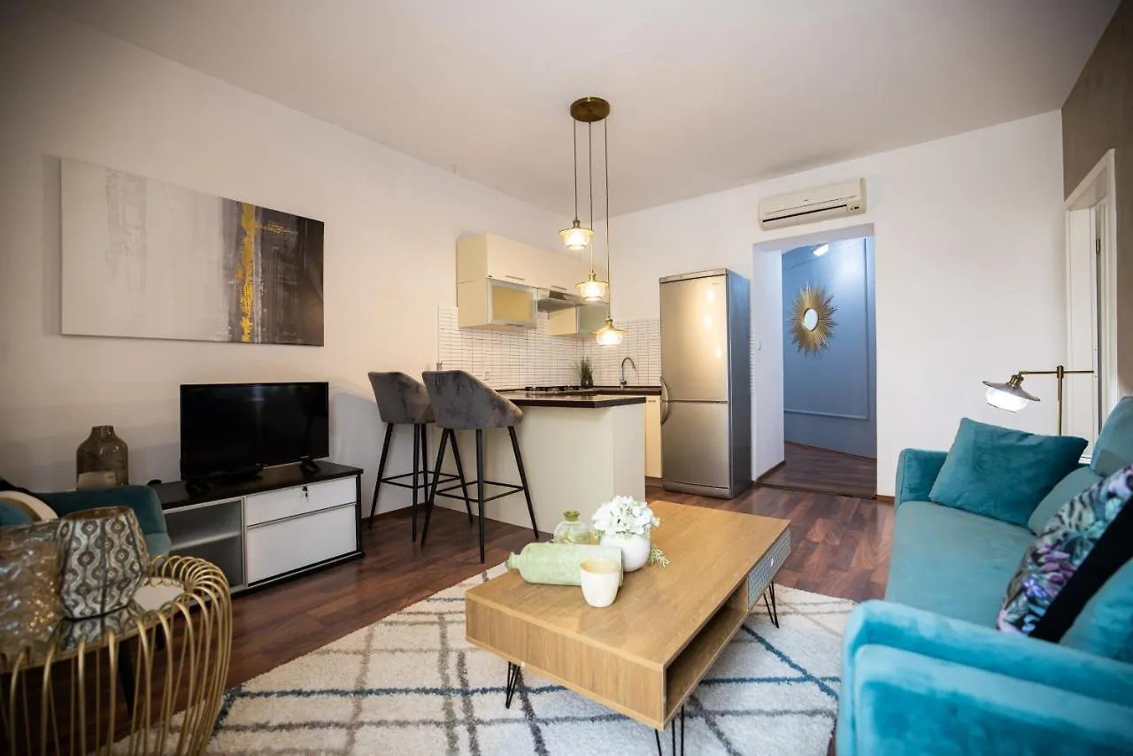 Apartment For Two- Strict Center Of Zadar Old Town