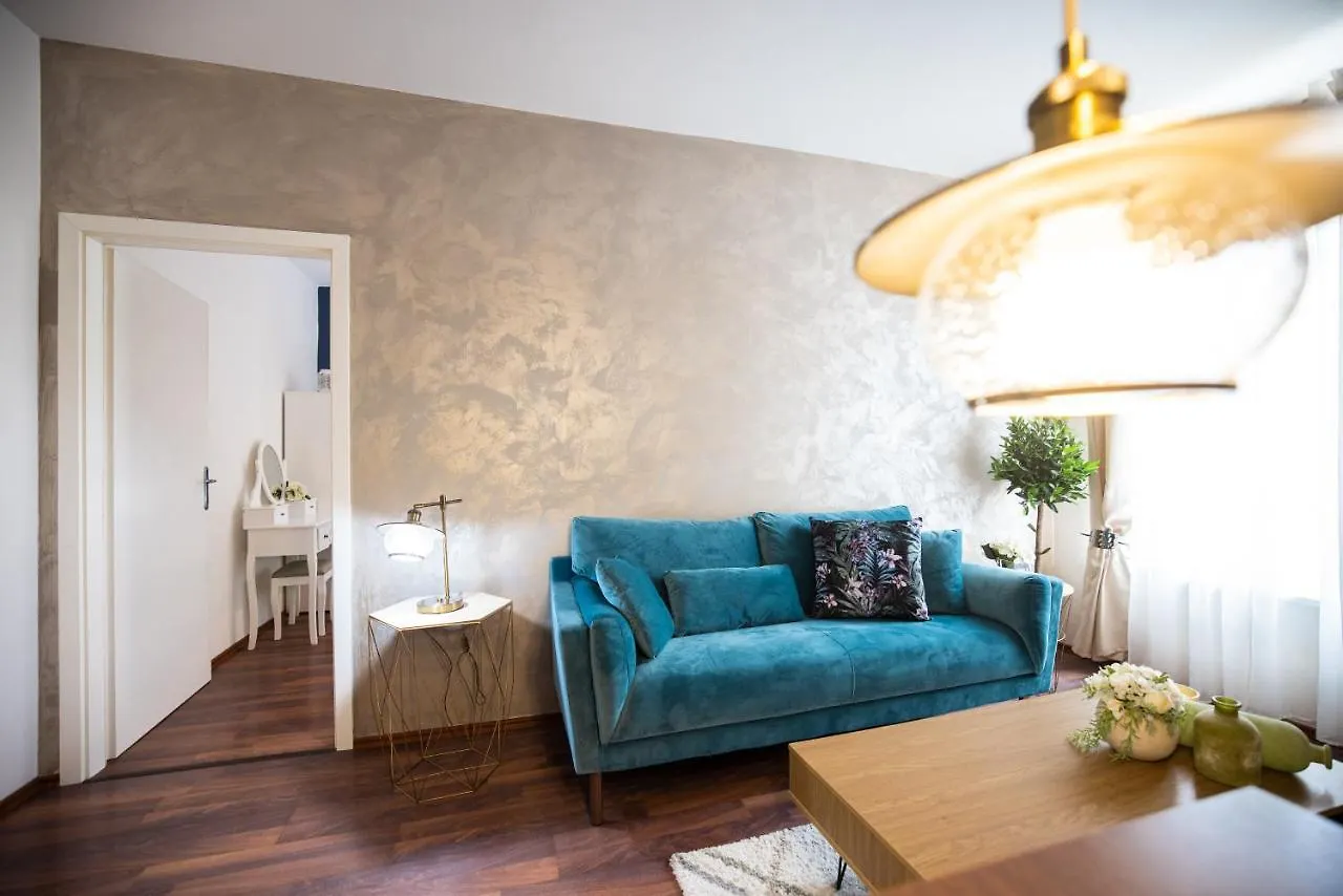 Apartment For Two- Strict Center Of Zadar Old Town